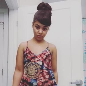 Meet your Posher, Ambi